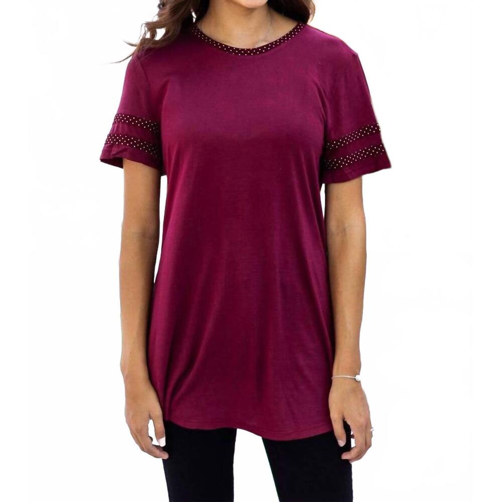 NEW DAISY go fight win polka dot trim tee in maroon
